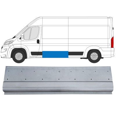 Išorinė šono dalis su skylėmis juostai už Opel Movano 2021-2026 / Kairė 16539